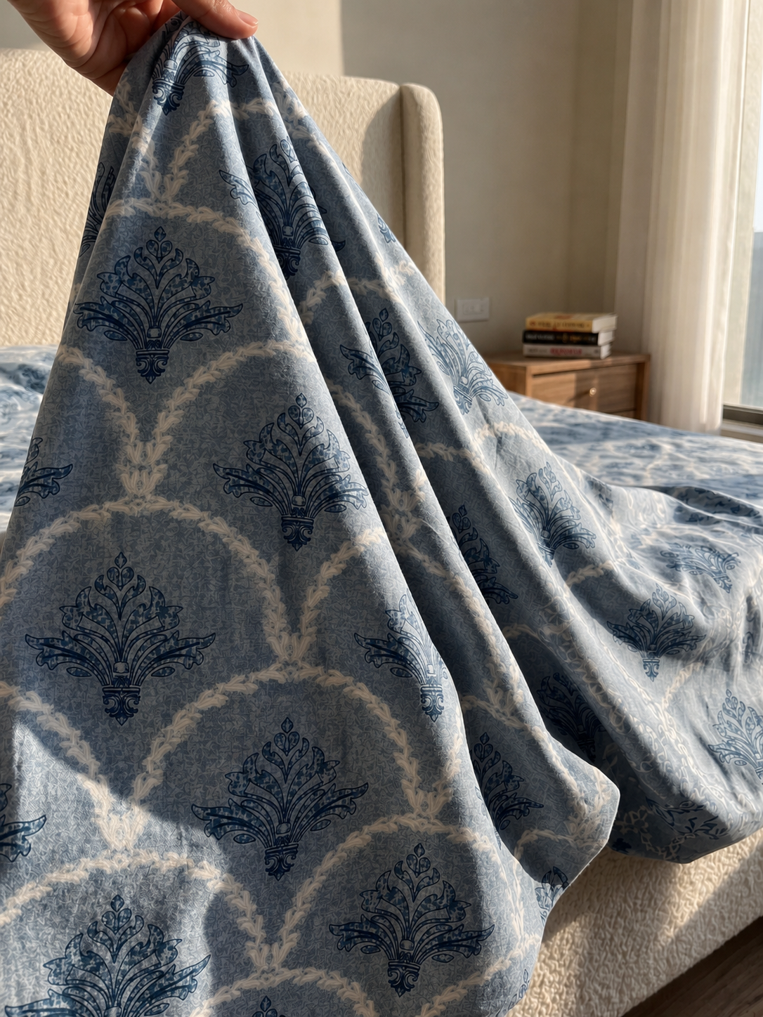 Blue Petals Pure Cotton 220TC 3Pcs King Size Bedsheet Set